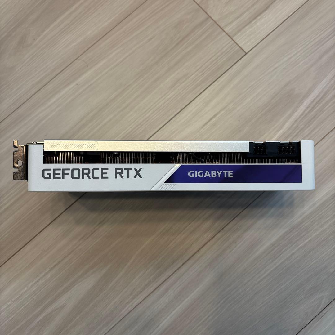 GIGABYTE GEFORCE RTX3070 グラフィックボード ホワイト