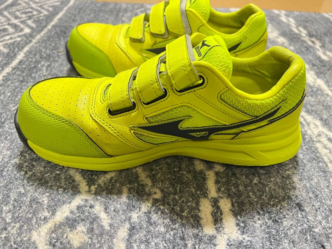 H*g様 Mizuno 蛍光イエロー 安全靴 ベルクロ　【25.5cm】