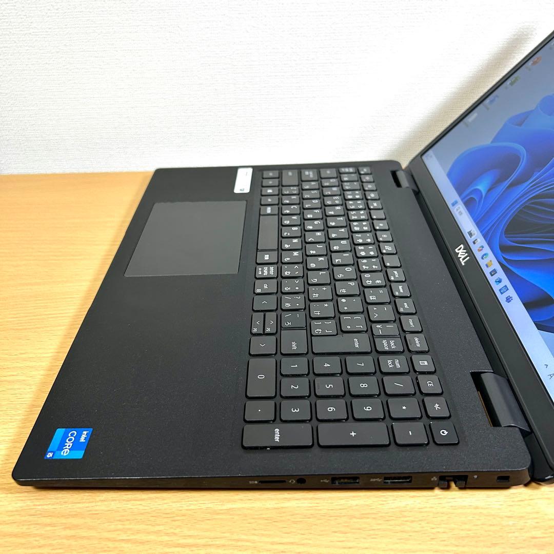 美品 DELL Latitude 3520 i5 16GB Office 15型