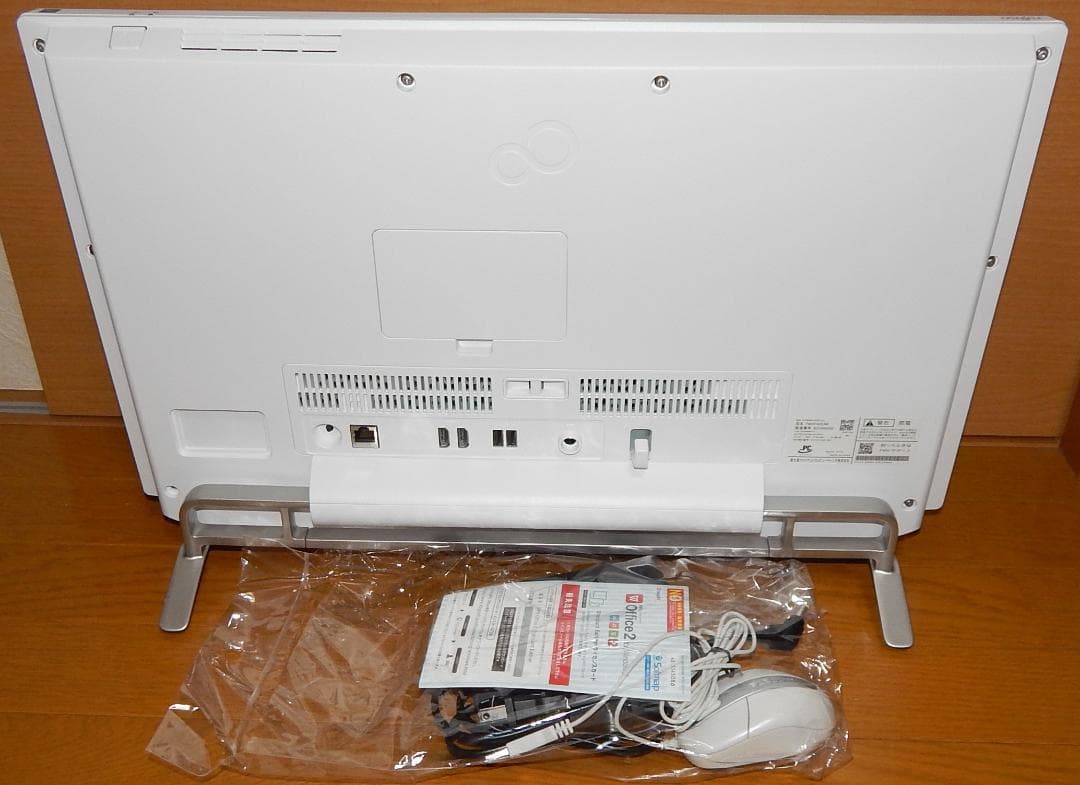 富士通 23.8 一体型PC ESPRIMO FH52/E3 Windows11