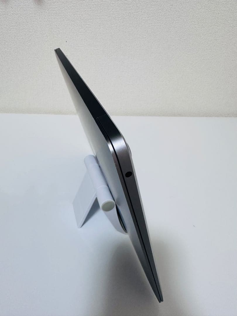 Macbook Air 2020 (13インチ) M1 8GB/256GB