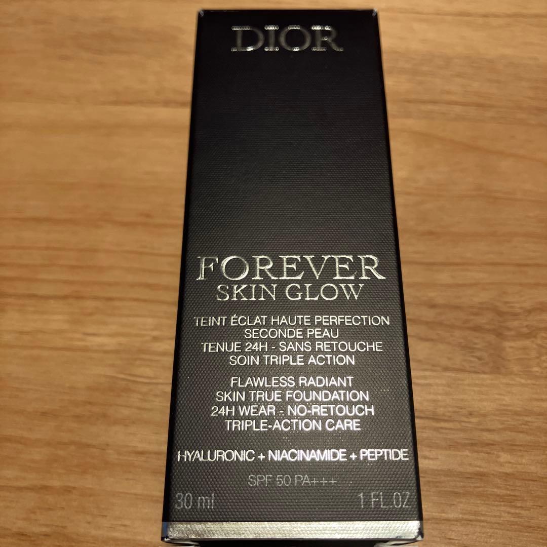 未使用新品ディオール Diorフォーエヴァー フルイド スキン グロウ 1N