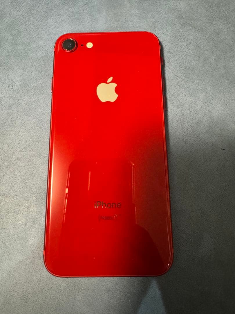 iPhone8 本体　SIMフリー　レッド