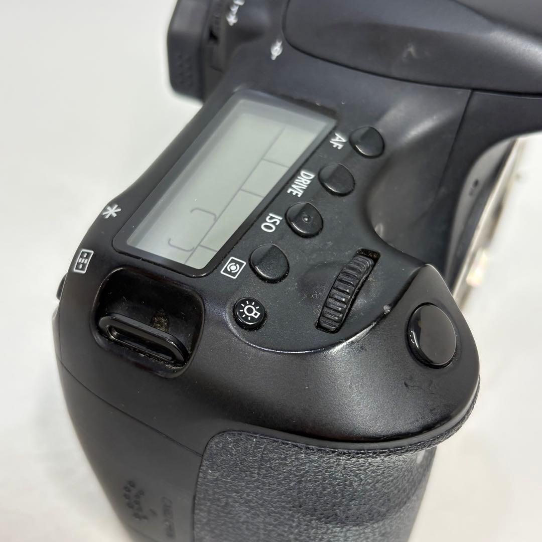 ジャンク❗️ Canon キヤノン　EOS60D カメラ本体　DS126281