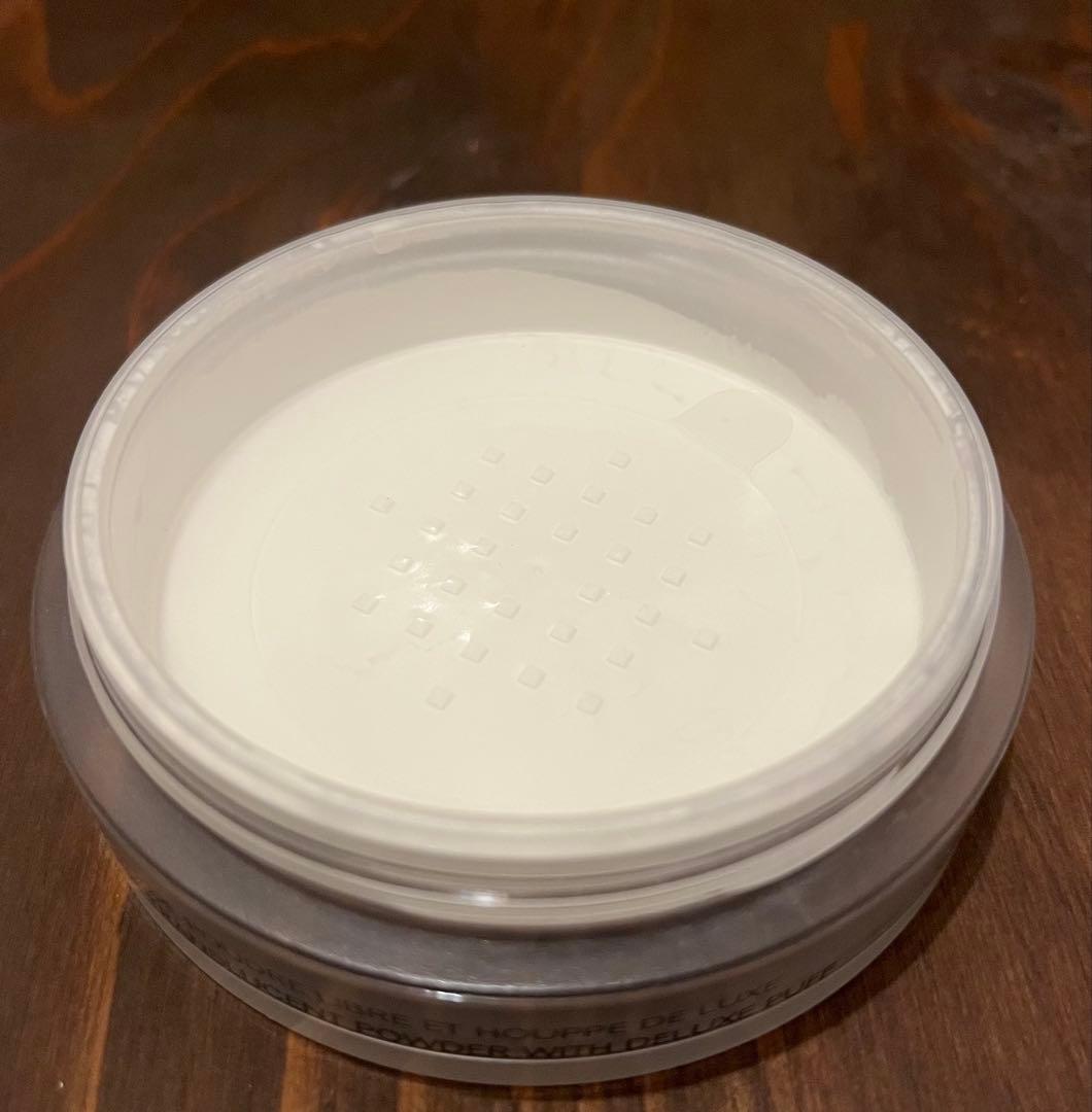 新品　CHANEL POUDRE CRISTALLINE ルースパウダー
