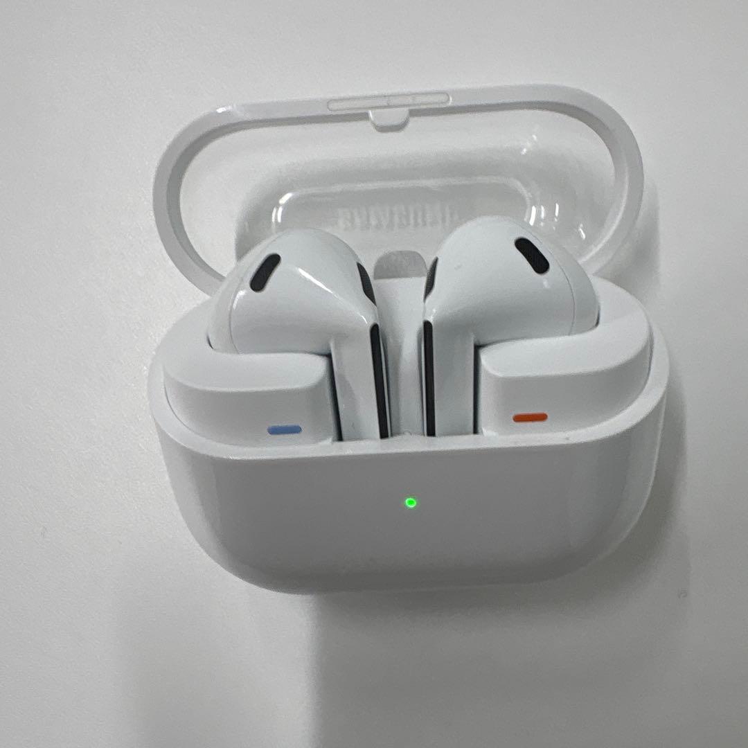 Galaxy Buds3　ホワイト