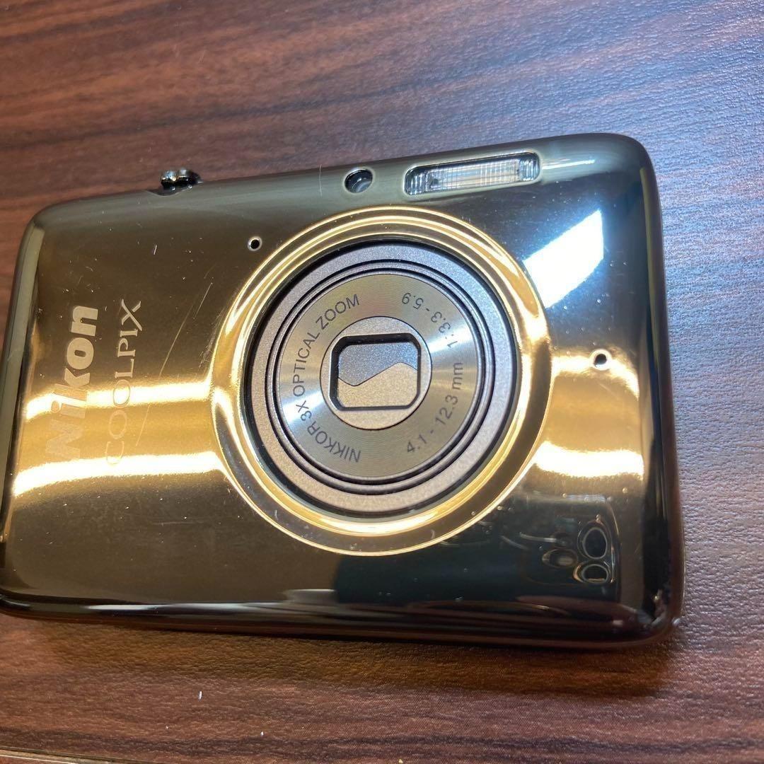 Nikon coolpix S02 ミラーシルバー デジカメ 2723