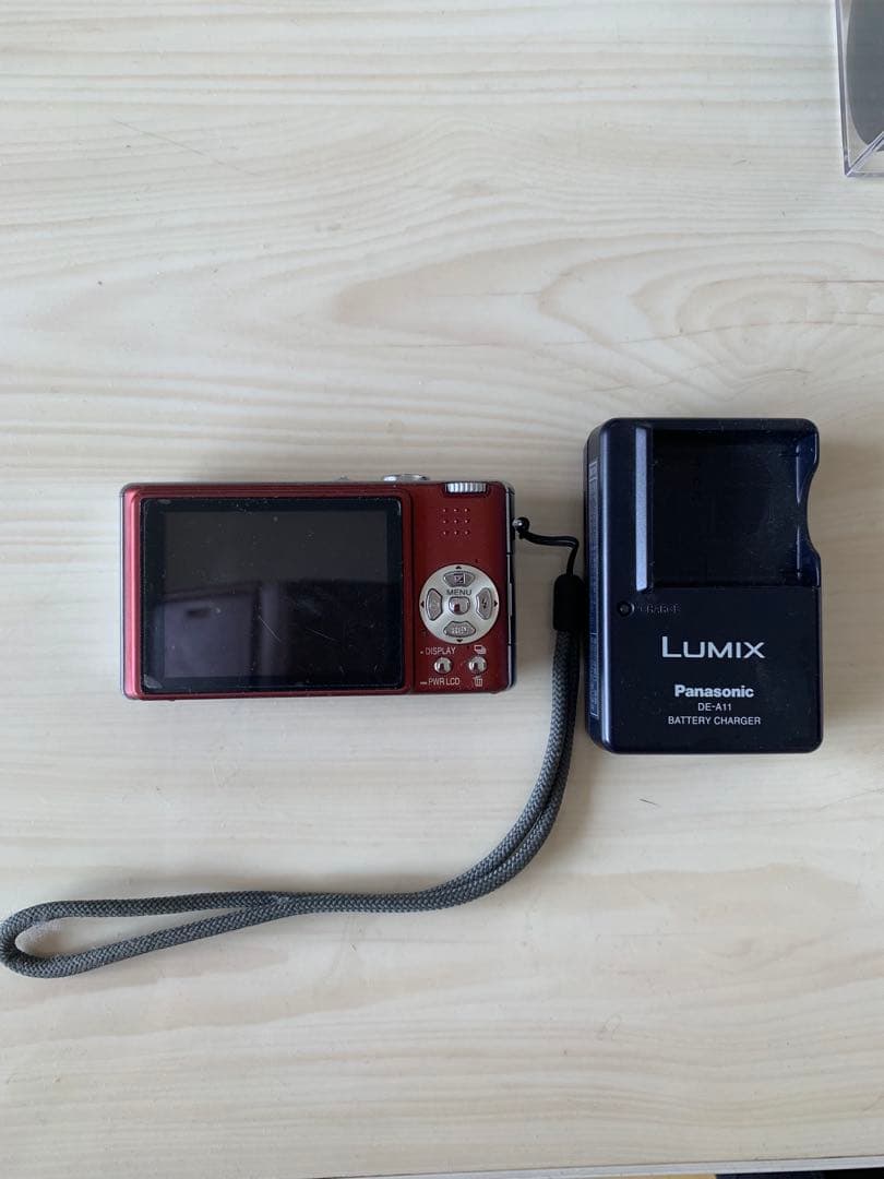 Panasonic LUMIX 赤色 コンパクトデジタルカメラ