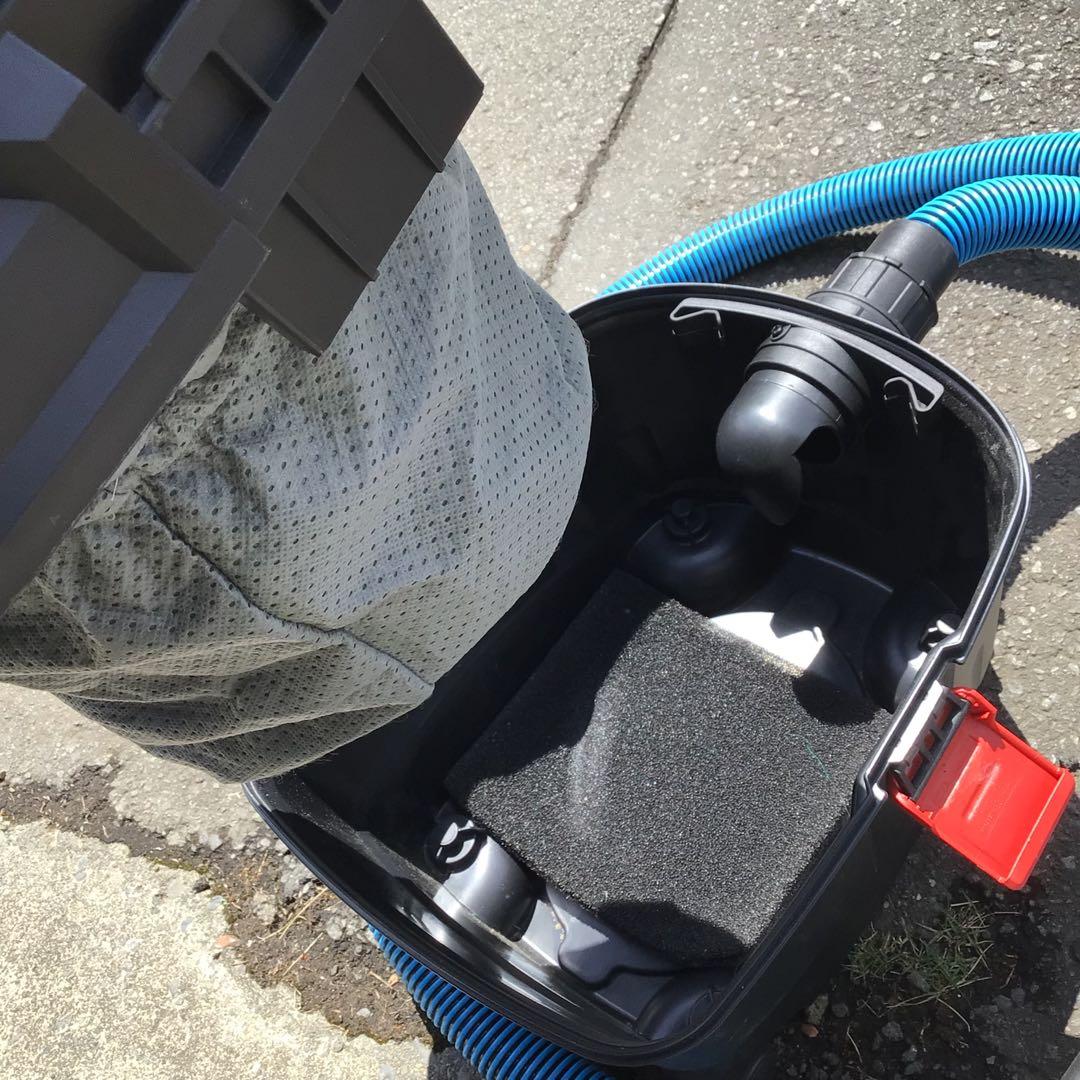 BOSCH GAS 10 掃除機 1000W 6kg IPX4