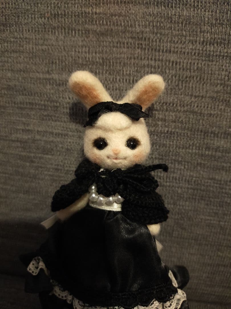 羊毛フェルト　うさぎドール②