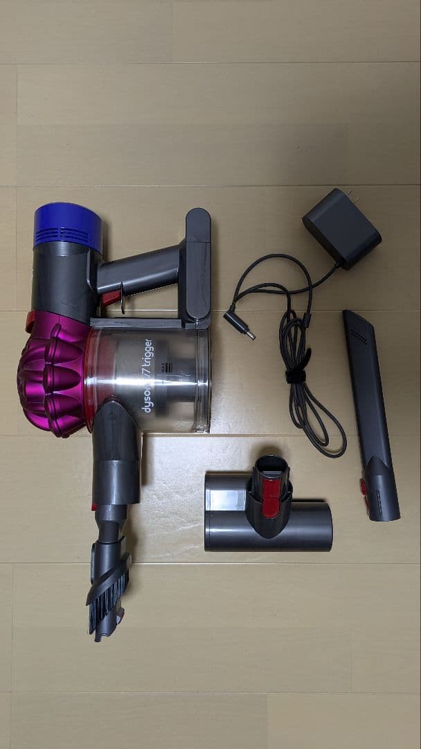 u*i様 Dyson V7 Trigger ハンディクリーナー