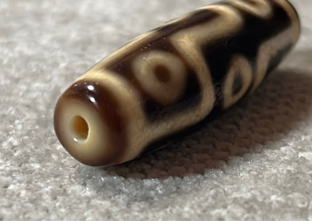九眼天珠　ハンドメイド／送料込　匿名発送／チベット　天珠　お守り