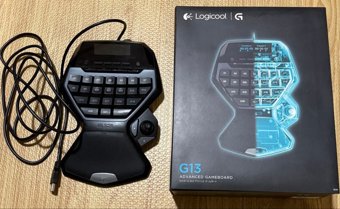 Logicool G13 ゲームキーボード 本体　左手デバイス