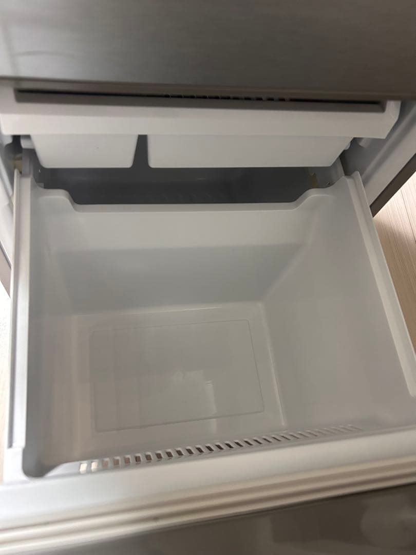 【2019年製・送料込み】AQUA 冷蔵庫 126L 一人暮らし単身用 清掃済み