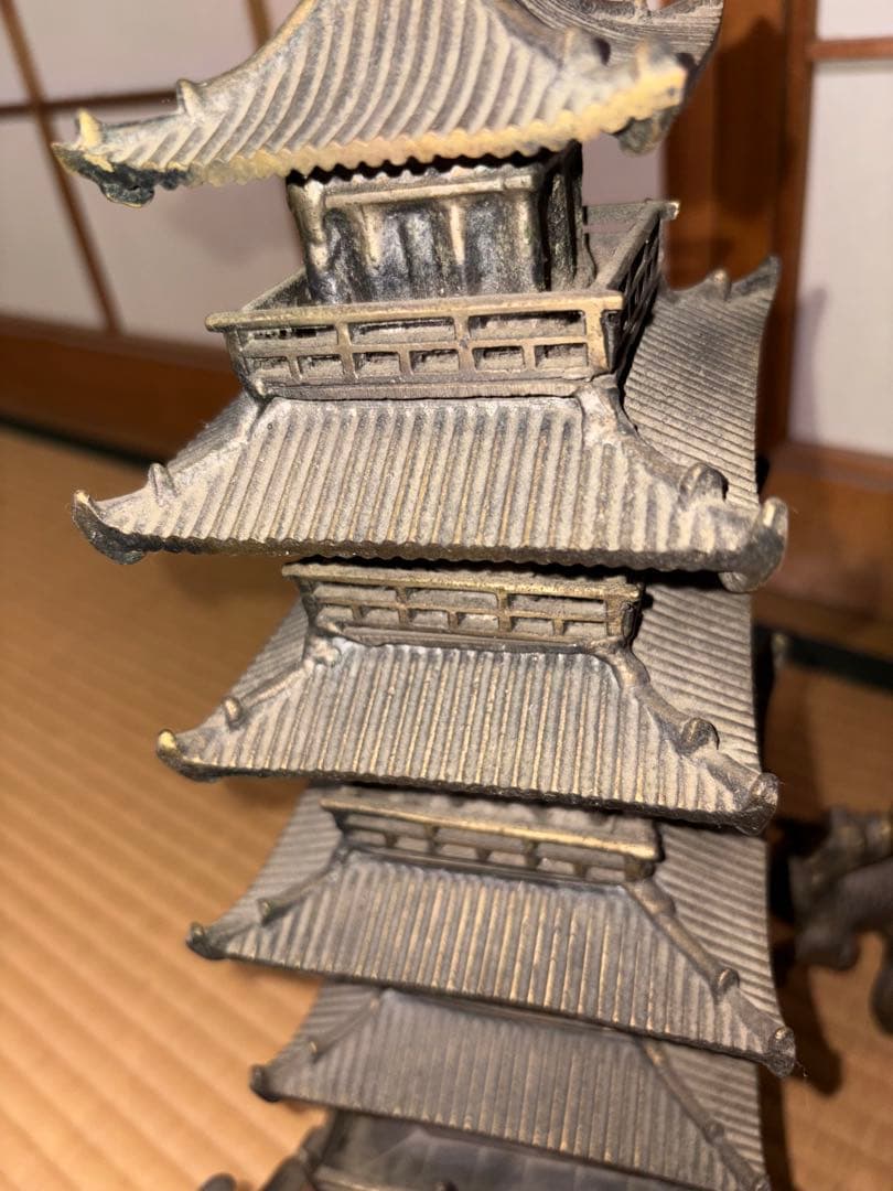 五重の塔　置物