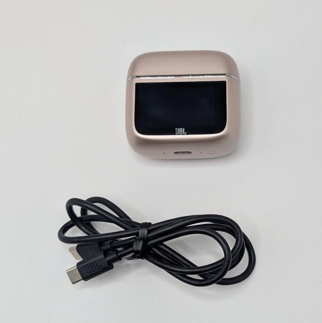 【美品】JBL TOUR PRO 3 充電ケース