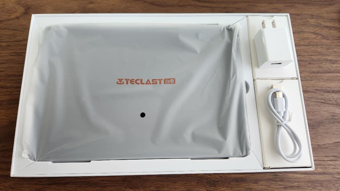 TECLAST P30T タブレット 10.1インチ wi-fiモデル
