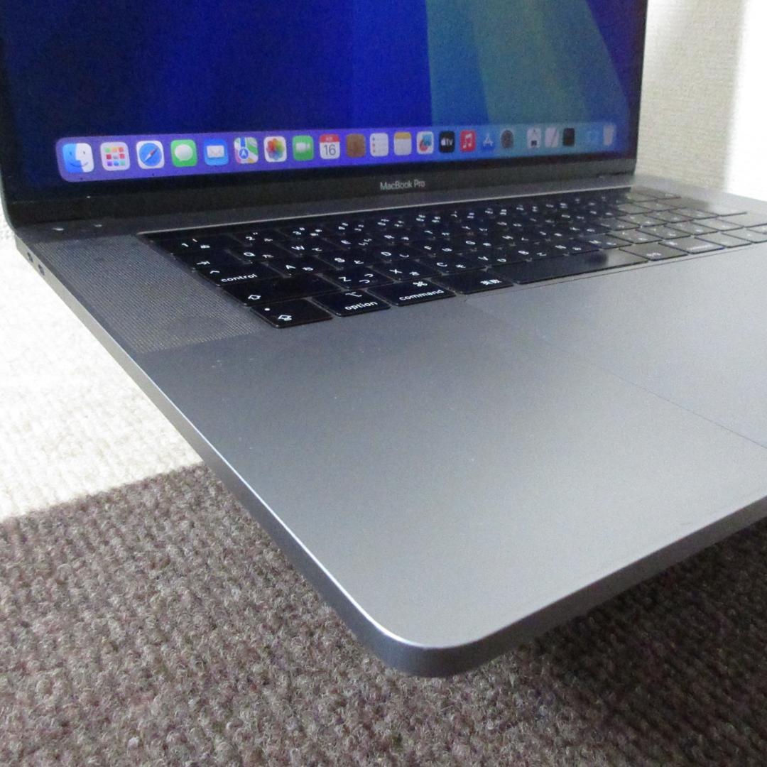 MacBook Pro 2018 15㌅ i9/32GB/1000GB BT正常