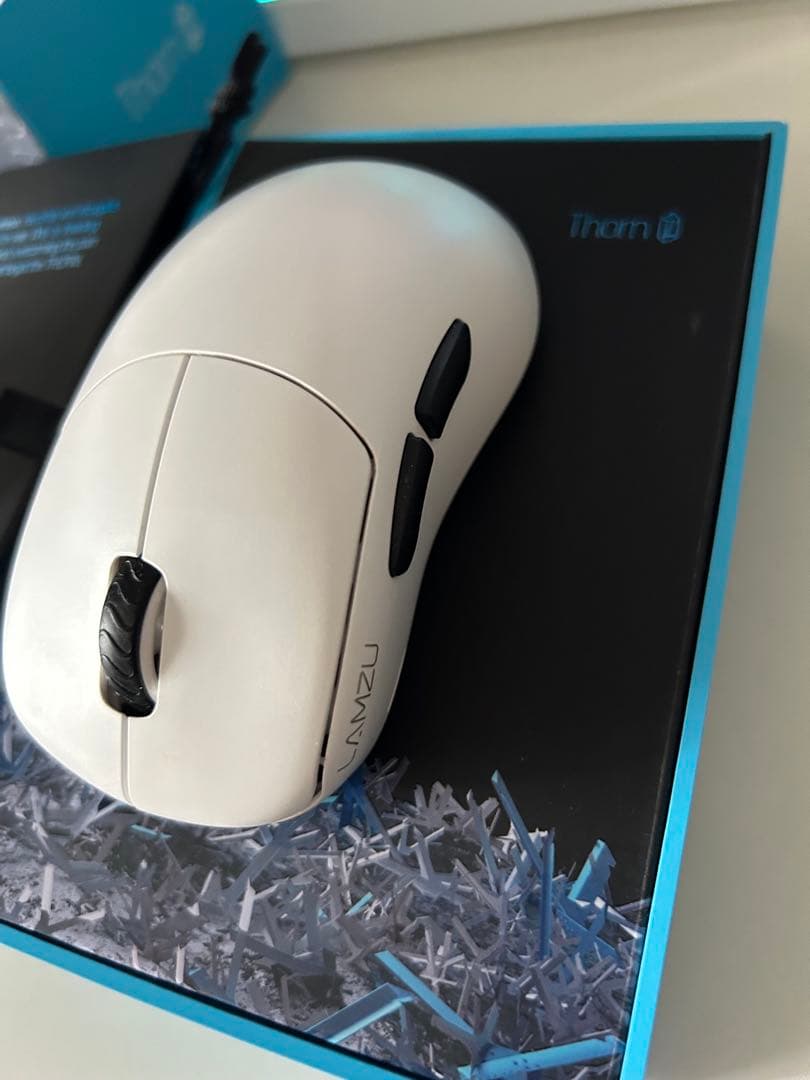 マウス・トラックボール Lamzu Thorn White
