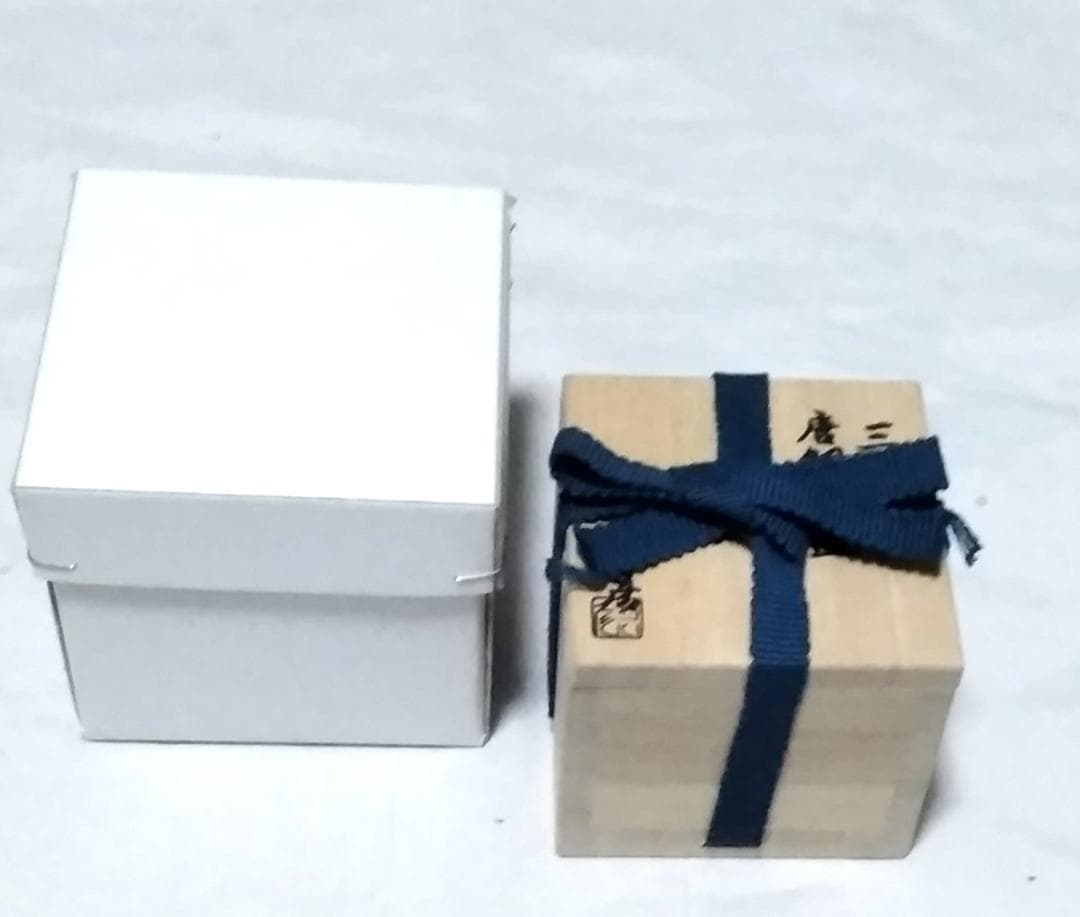 茶道具　加賀伝統象嵌　金工象嵌師　本江敏彦作　金象嵌入唐銅三つ葉蓋置　美品！！