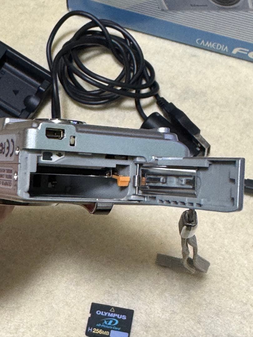 OLYMPUS FE-150 デジタルカメラ 5.0メガピクセル