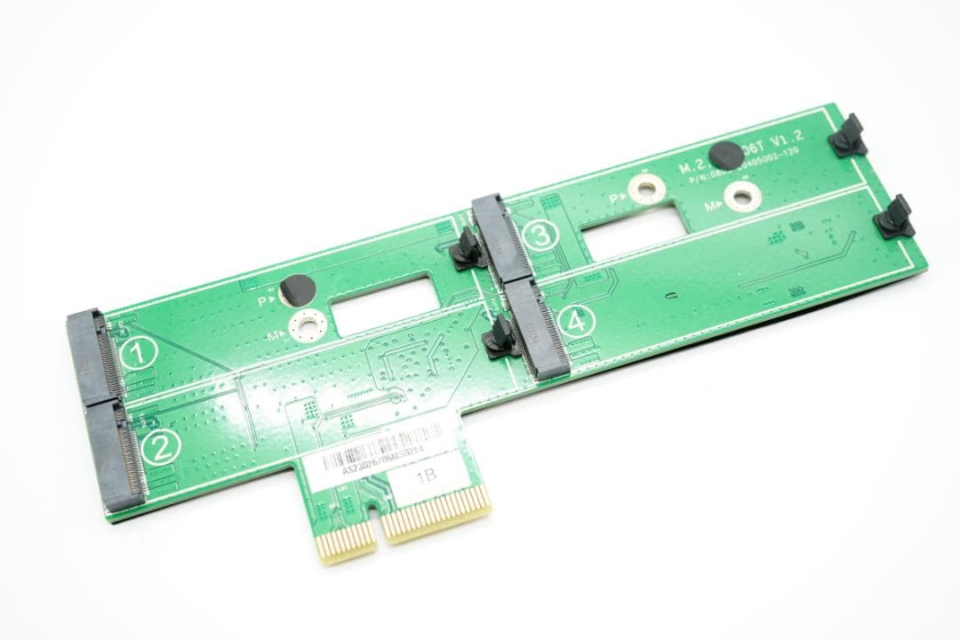 外付けハードディスク・ドライブ ASUSTOR AS6804T NAS DDR5/32GB 10Gbe/5Gbe