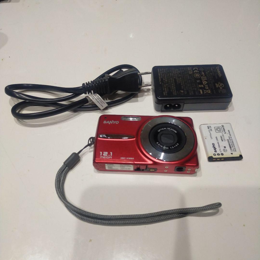 美品 動作確認 SANYO DSC-X1260 デジタルカメラ 赤 レッド