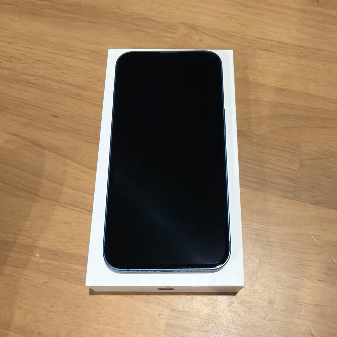 iPhone13ブルー256GB 箱・新品ガラスフィルム付