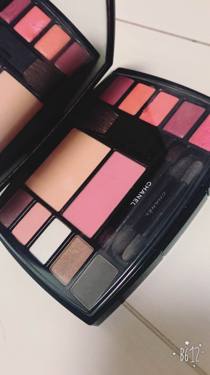 CHANEL海外限定パレット マスカラ付