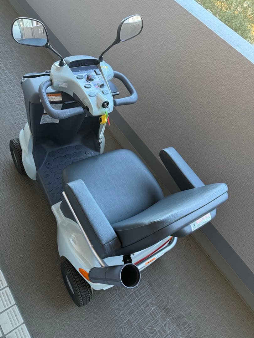 SUZUKI セニアカー ET4D 電動車いす(ハンドル)