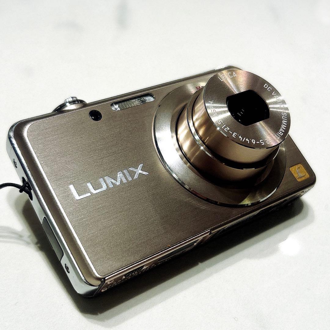 極美品 Panasonic LUMIX DMC-FH8 デジカメ ピンクゴールド