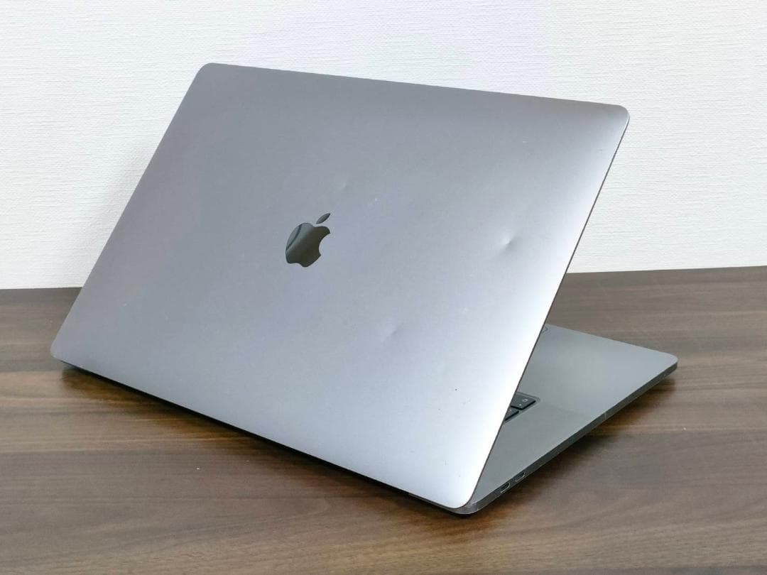MacBook Pro 2019 16インチ Core i7 512G I3