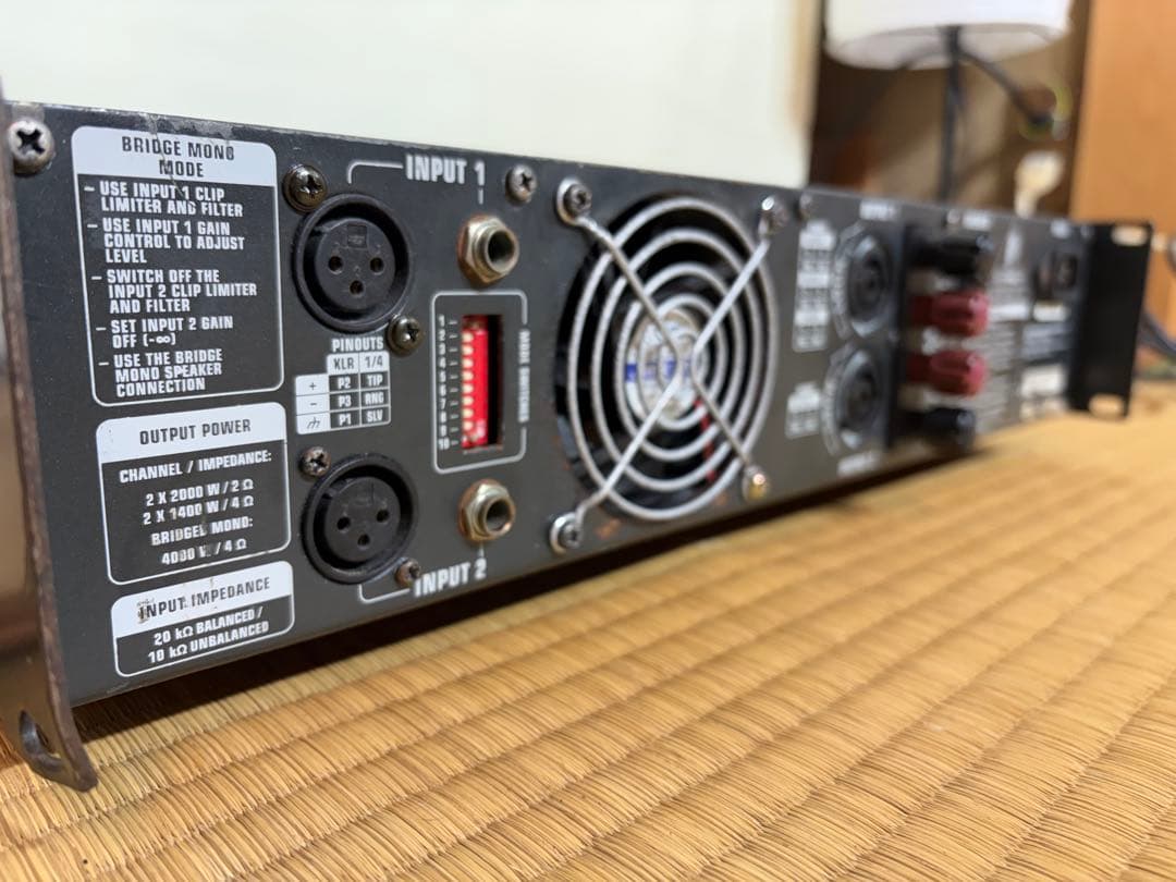 BEHRINGER EP4000 パワーアンプ 動作確認済み写真　メンテ清掃済み