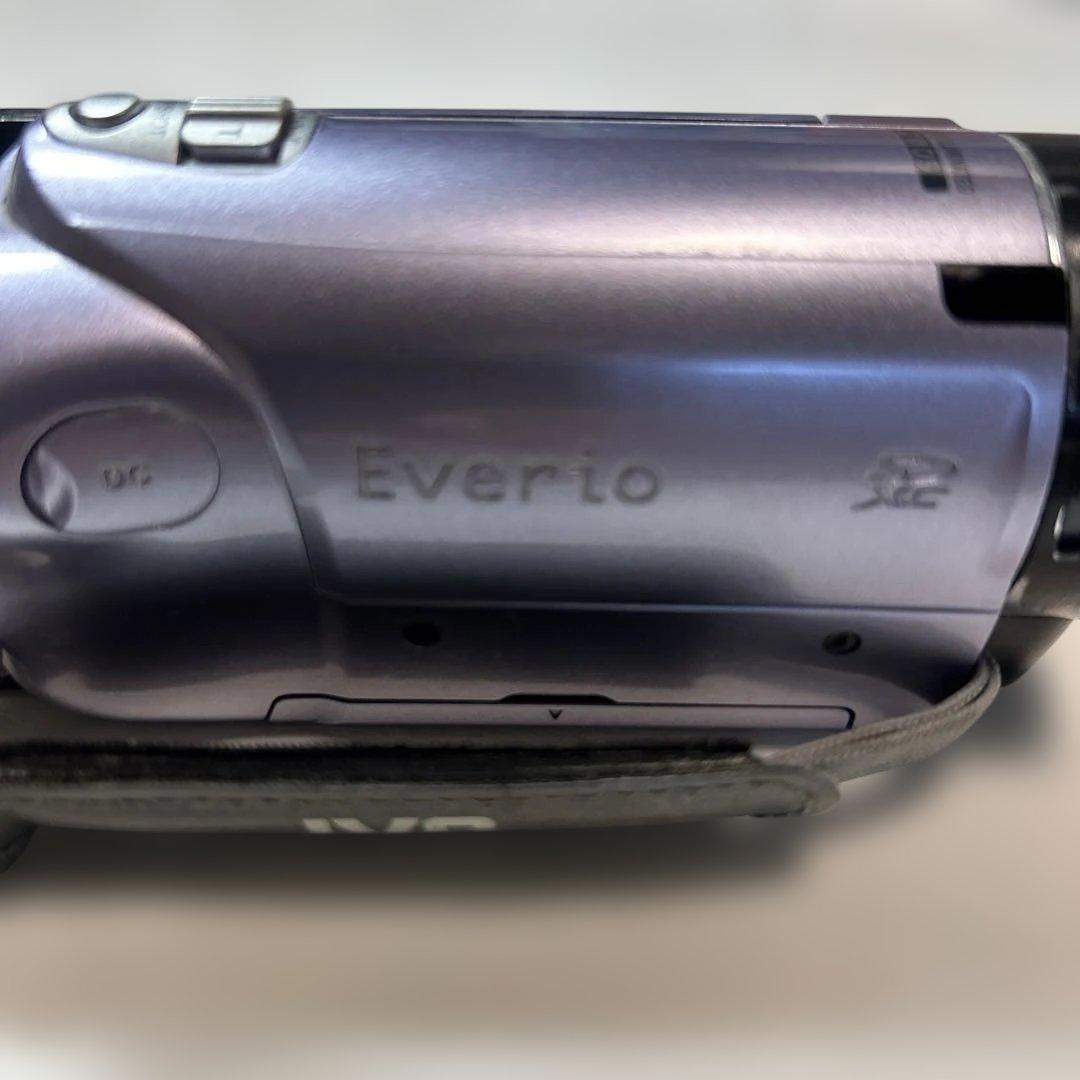 美品、JVC FULL HD ビデオカメラ Everioバッテリ