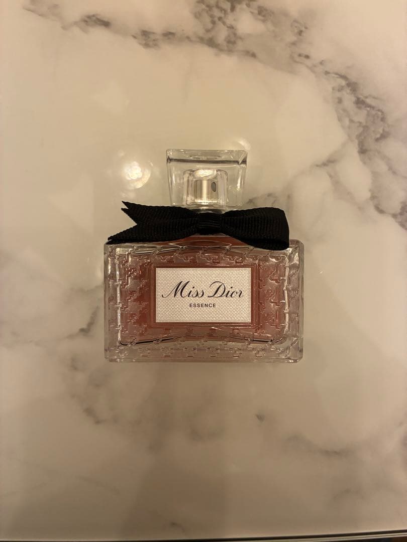 ミスディオール　エッセンス　パルファン　50ml フランス製