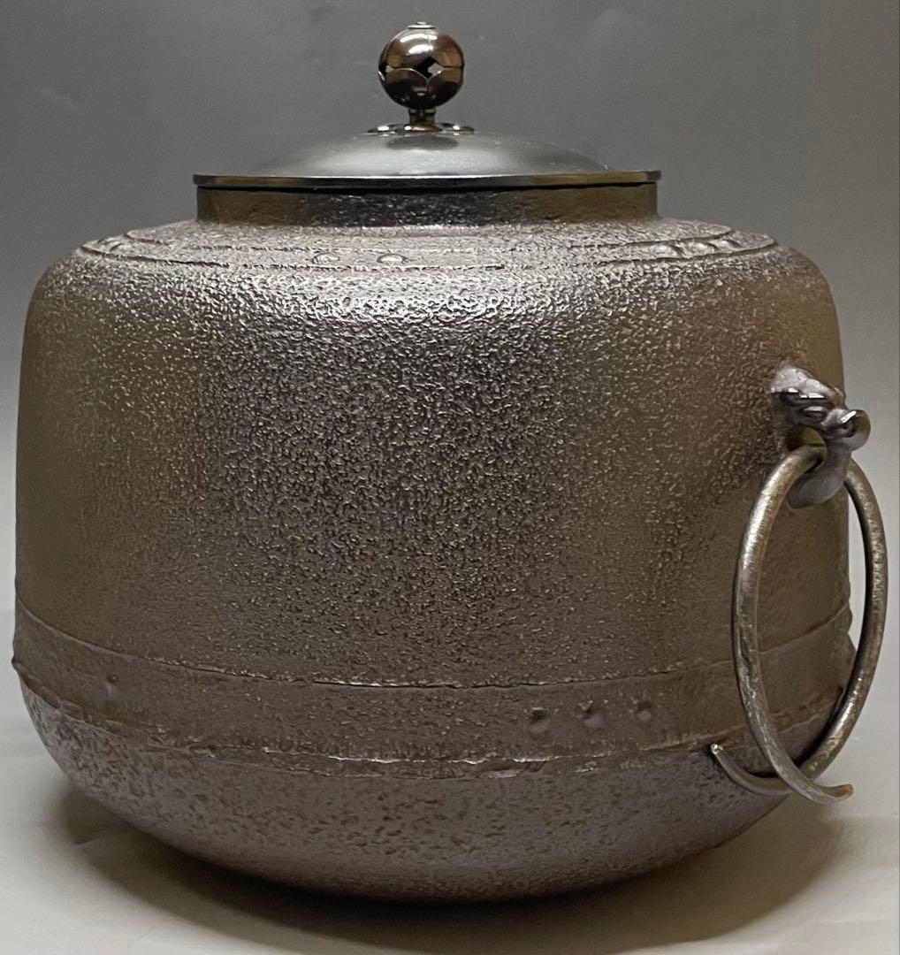 人間国宝　角谷一圭　萬代屋釜　茶釜　釜釻　四方桟共箱　i254