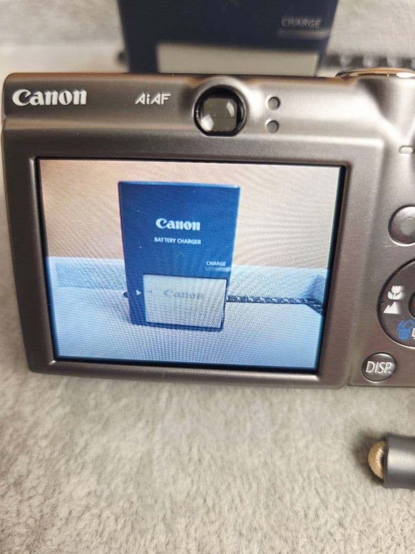 Z86 Canon IXY DIGITAL 900 IS 本体と付属品