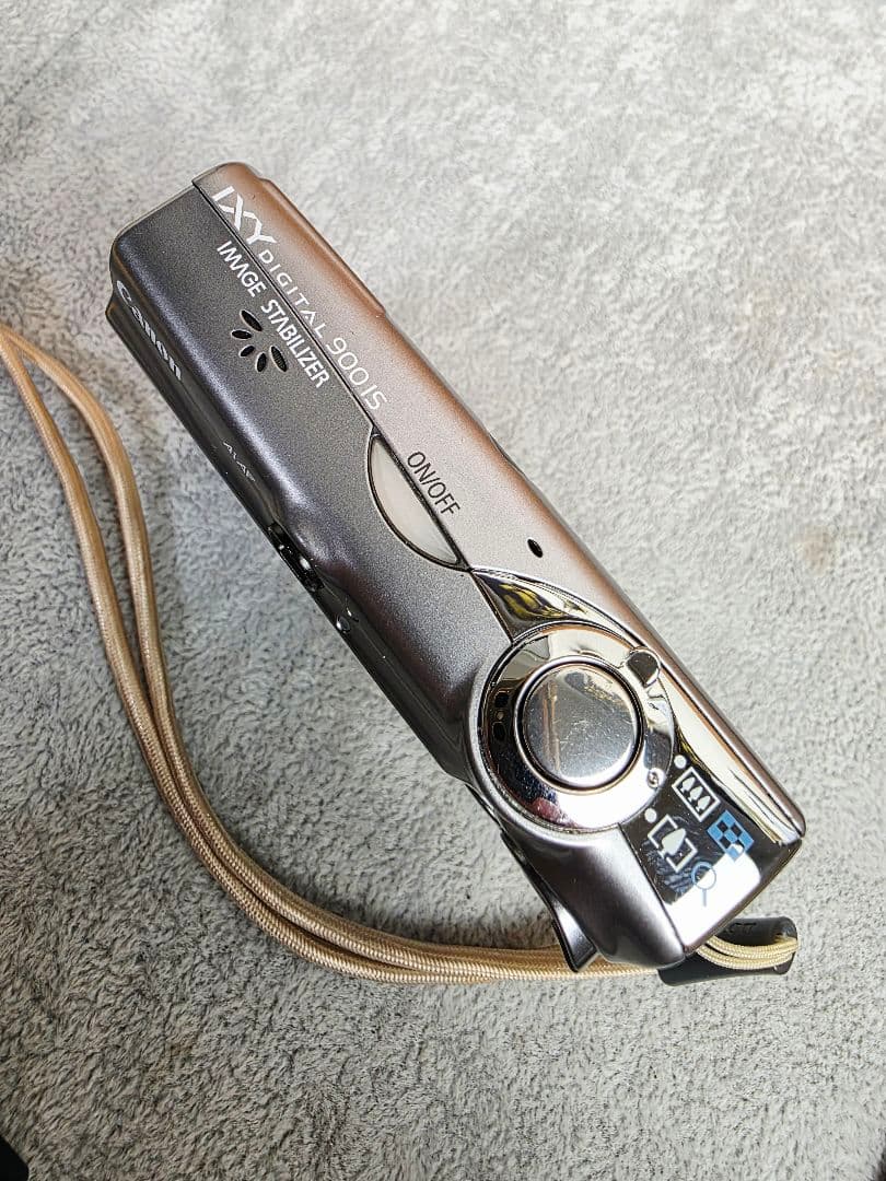 Z86 Canon IXY DIGITAL 900 IS 本体と付属品