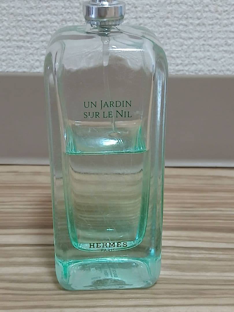 HERMES❗ナイルの庭❗１００ミリサイズ❗残60ml ほど❗蓋2週間前に紛失