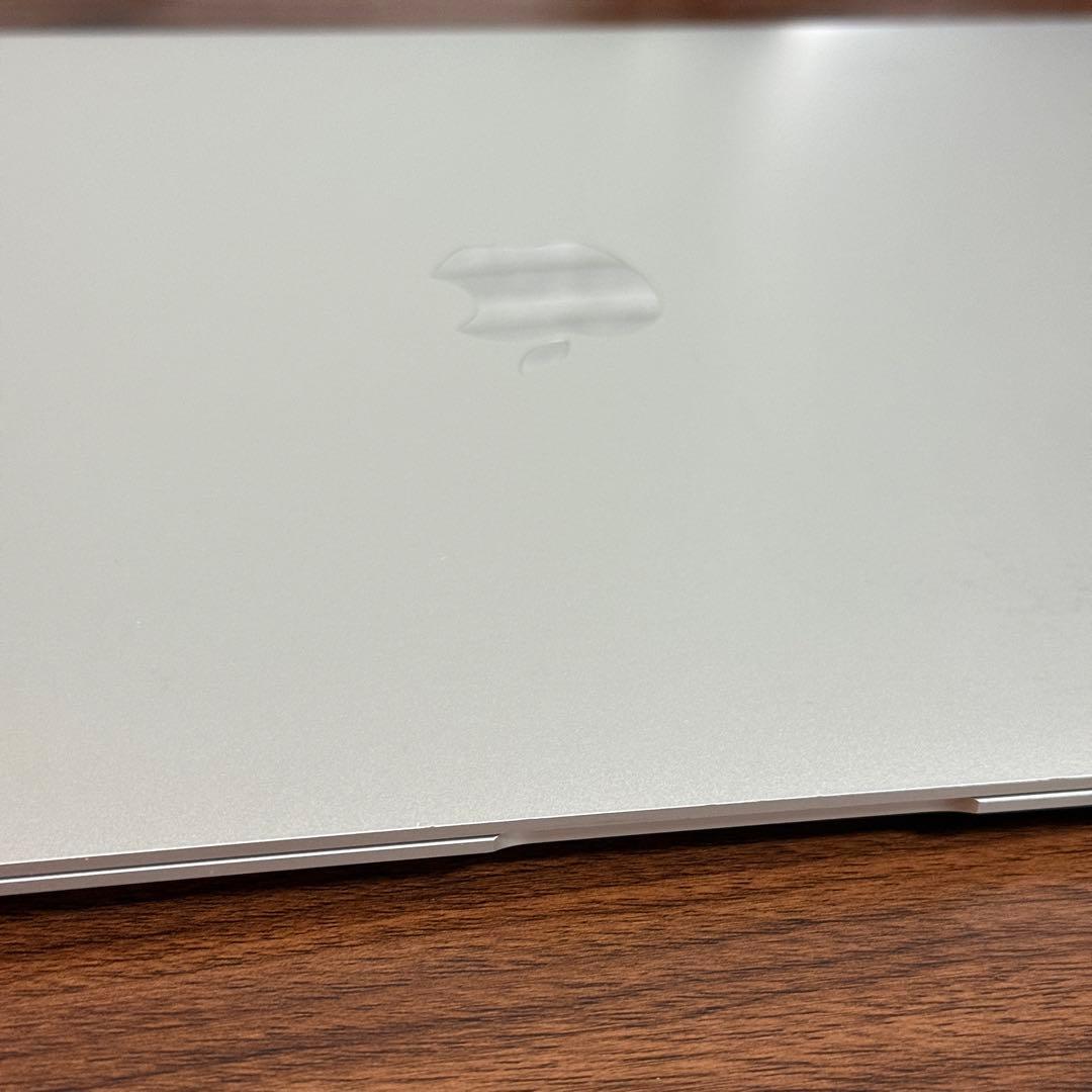 【最終値下】MacBook Air 2020 Intel/8GB/512GB