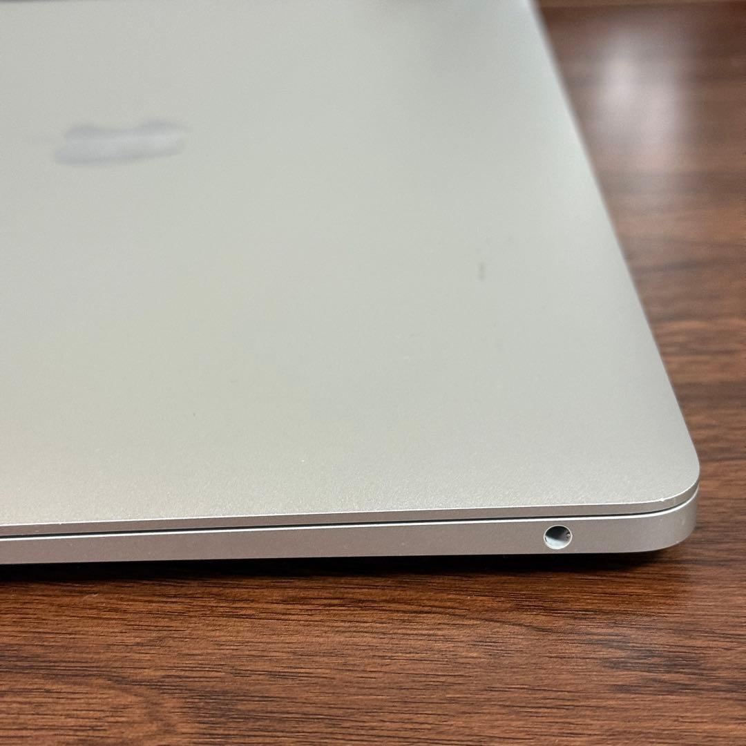 【最終値下】MacBook Air 2020 Intel/8GB/512GB