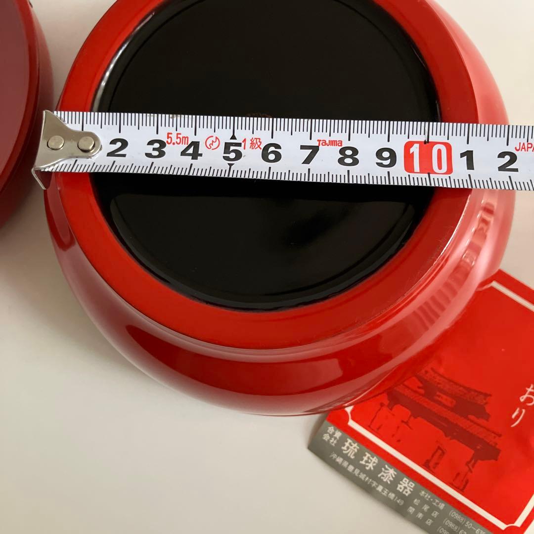 未使用　琉球漆器　菓子器　朱に黒梅