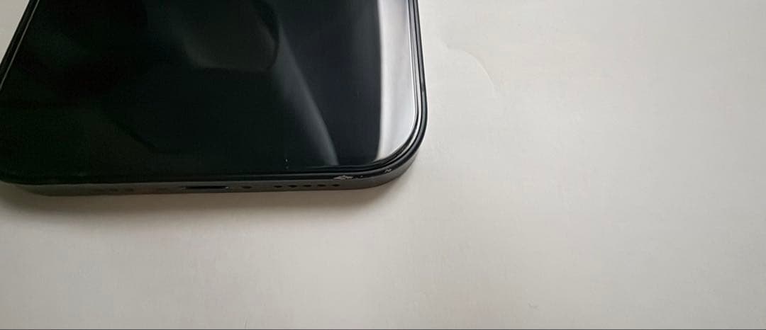 【箱付・極美品】iPhone 13 256GB ミッドナイト SIMフリー