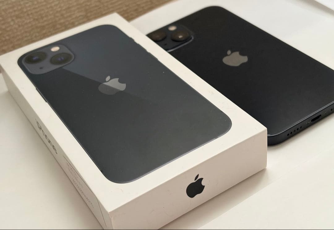 【箱付・極美品】iPhone 13 256GB ミッドナイト SIMフリー