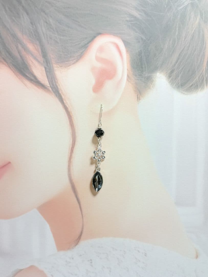 『5585』ハンドメイドピアス