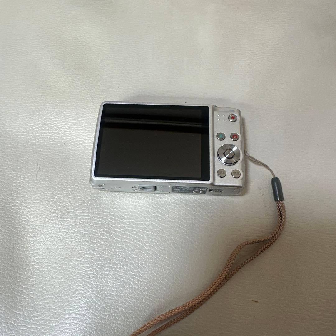 CASIO EXILIM EX-Z300/シルバー バッテリー・チャージャー付き