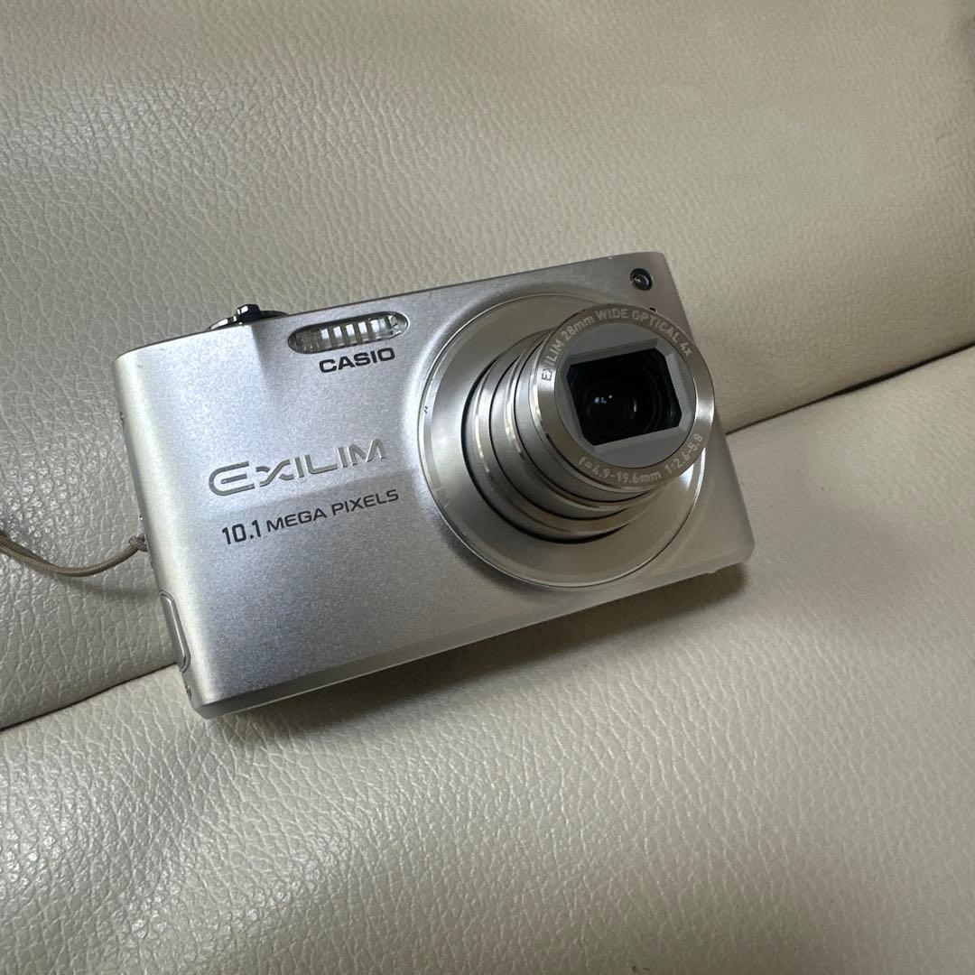 CASIO EXILIM EX-Z300/シルバー バッテリー・チャージャー付き