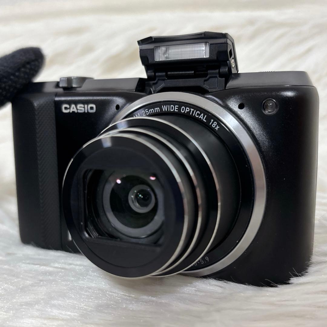【美品】 CASIO EXILIM EX-ZR800 コンパクトデジタルカメラ