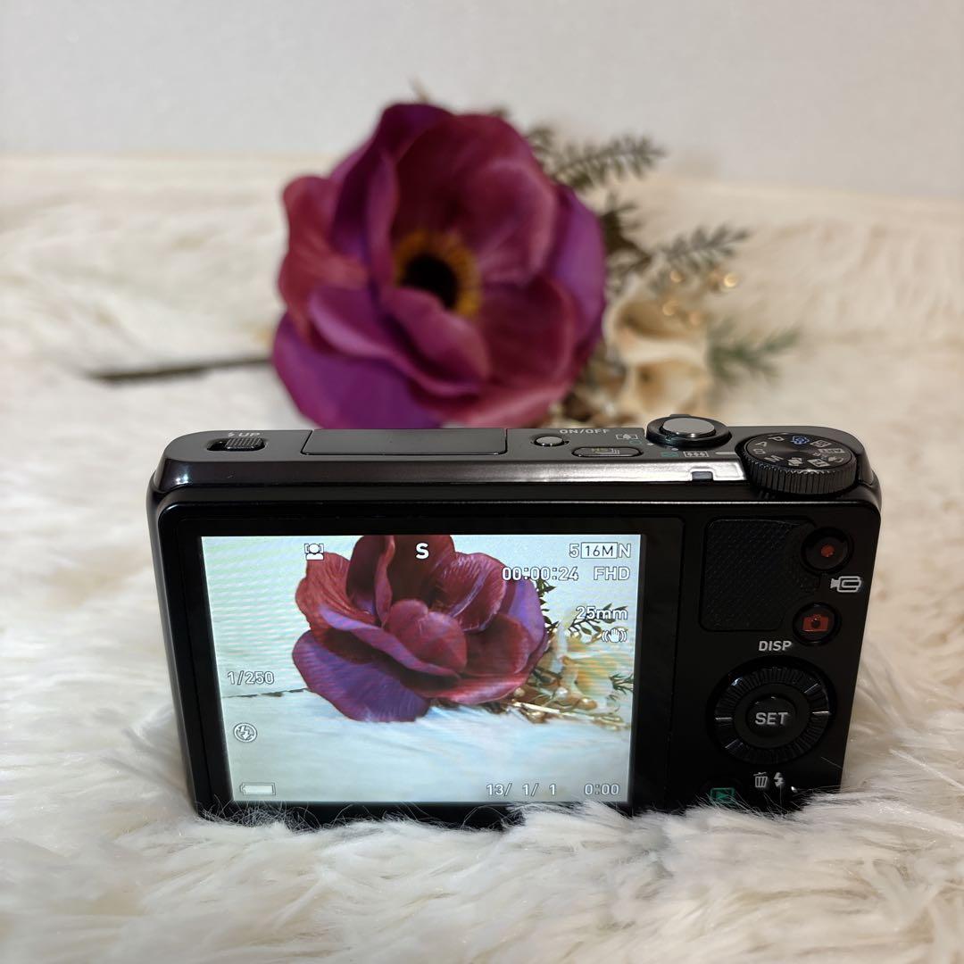 【美品】 CASIO EXILIM EX-ZR800 コンパクトデジタルカメラ