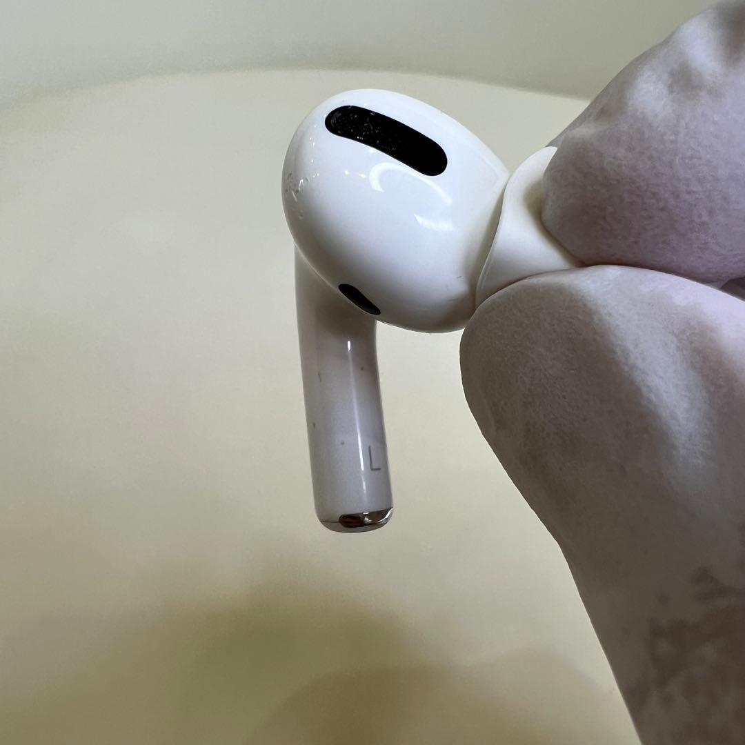 【ジャンク】AirPods Pro 第1世代 付属品完備 右耳充電不可